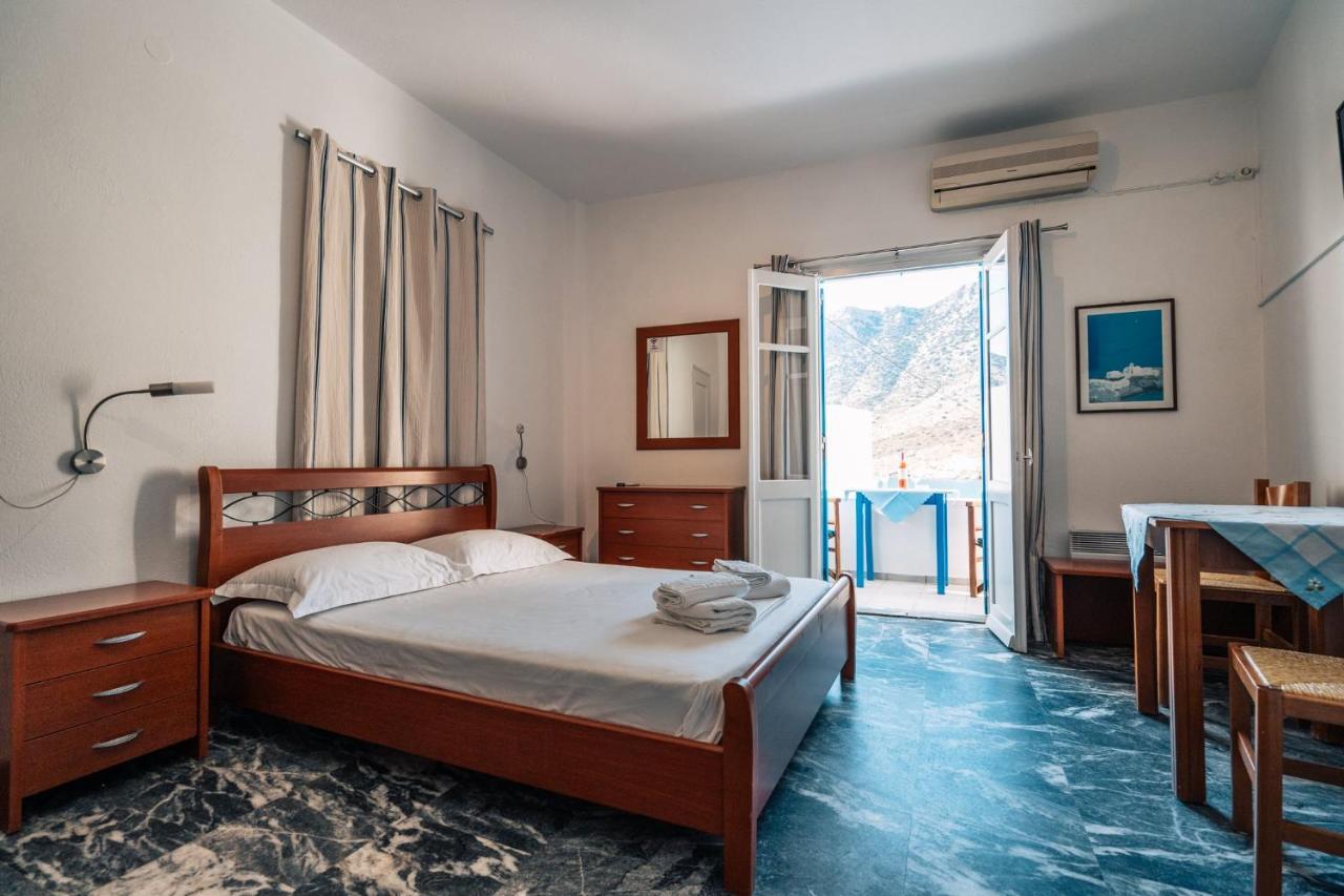 Meropi Rooms Kamares  Bagian luar foto